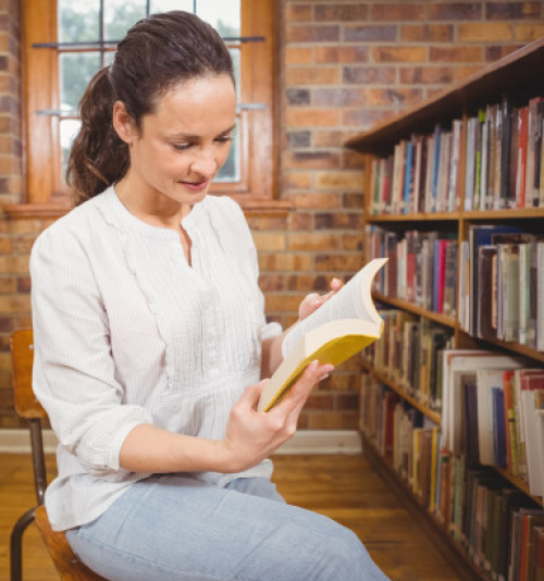 ESTUDOS LINGUÍSTICOS E LITERÁRIOS ESTUDOS LINGUÍSTICOS E LITERÁRIOS