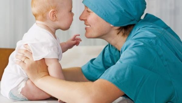 ENFERMAGEM EM TERAPIA INTENSIVA PEDIÁTRICA E NEONATAL